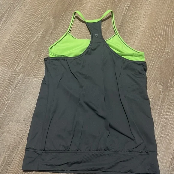•Ivivva by Lululemon • gray and green • size 14 - Picture 2 of 5